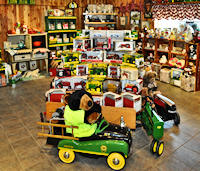 Boyd's Bears and Farm Toys